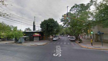 Robaron $15 mil de un local de comida de la Sexta Sección