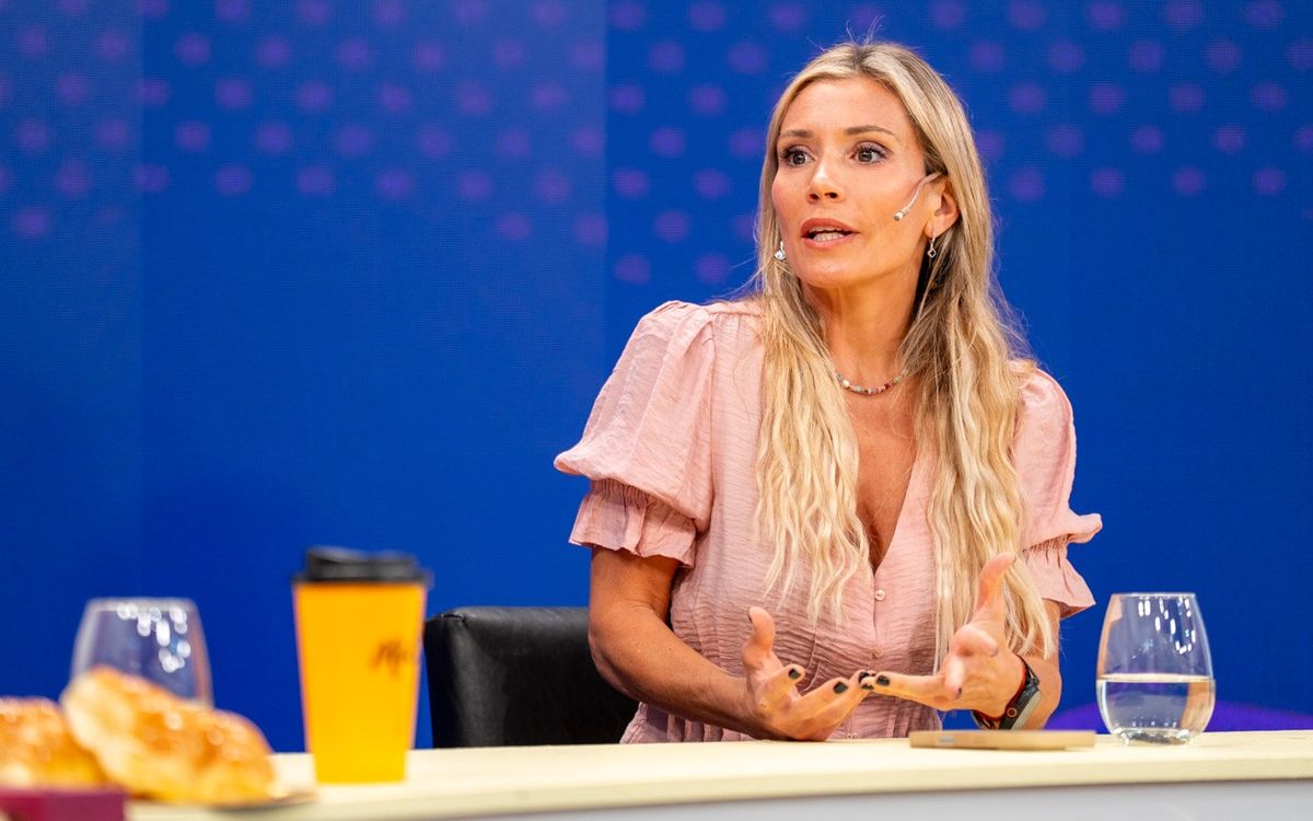 Barbarita Vila durante la emisi&oacute;n de Sent&iacute; Vendimia, por Canal 7.