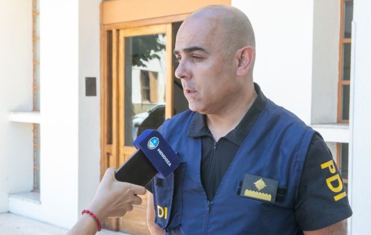 Osvaldo Araujo, Jefe de Delitos Informáticos del Ministerio de Seguridad y Justicia. Osvaldo Araujo, Jefe de Delitos Informáticos del Ministerio de Seguridad y Justicia.