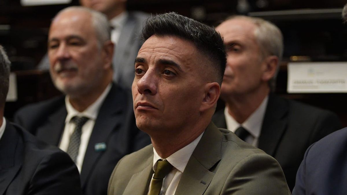 Marcos Calvente resaltó el program de reintegros de hasta el 40% del monto invertido para quienes amplíen, refaccionen o instalen comercios e industrias en el Guaymallén durante el 2025. Marcos Calvente resaltó el program de reintegros de hasta el 40% del monto invertido para quienes amplíen, refaccionen o instalen comercios e industrias en el Guaymallén durante el 2025.