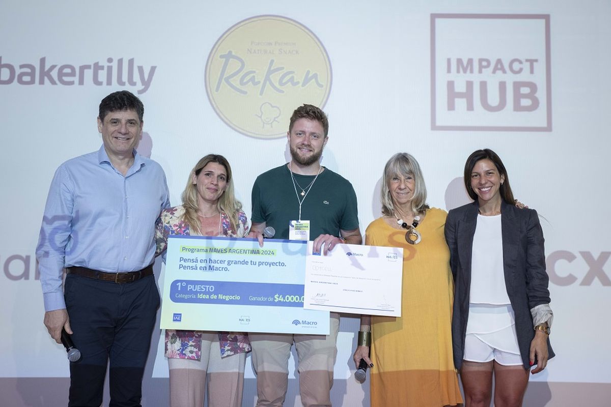 Banco Macro y emprende IAE premiaron a los proyectos ganadores. Banco Macro y emprende IAE premiaron a los proyectos ganadores.