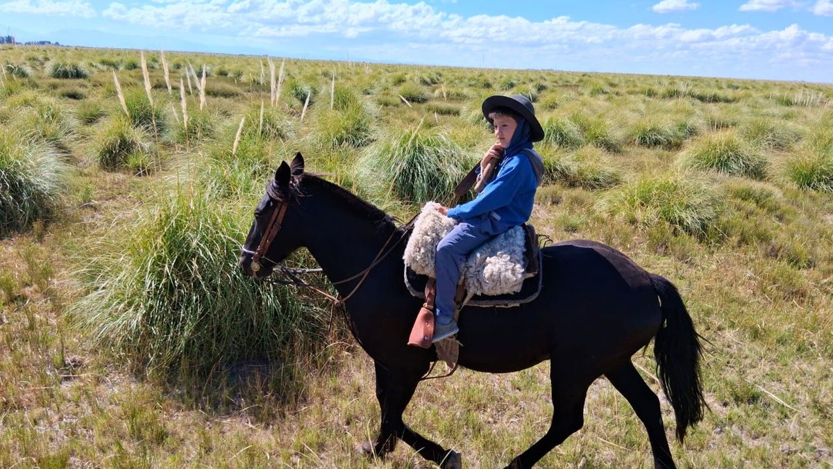 El amor por las costumbres gauchas fue de generación en generación en la familia del pequeño Nacho. El amor por las costumbres gauchas fue de generación en generación en la familia del pequeño Nacho.