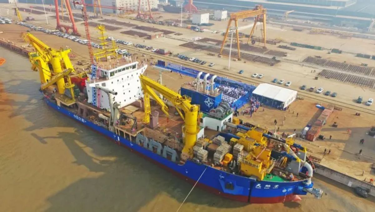 Seg&uacute;n China este nuevo buque es capaz de crear islas como las que Pek&iacute;n ya construy&oacute; en las disputadas aguas del Mar de China Meridional.