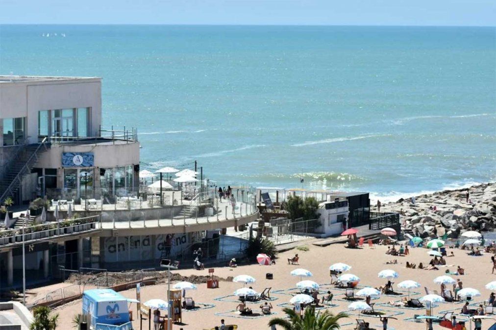 Ananá se llama el boliche donde fue agredido el joven Matías Motín en Mar del Plata y fue clausurado. Hay dos detenidos y buscan al hijo de exfutbolista. Foto: Gentileza Diario La Capital de Mar del Plata.&nbsp;