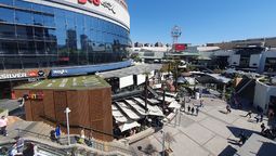 Los shoppings de Santiago de Chile son el imán de miles de argentinos. Los shoppings de Santiago de Chile son el imán de miles de argentinos.