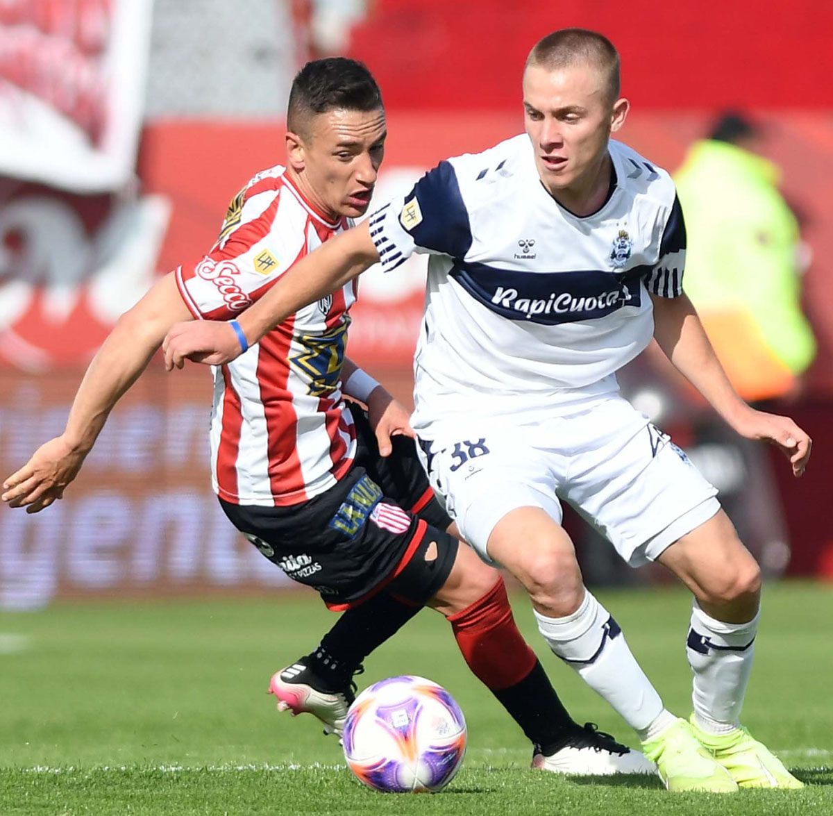 Gimnasia La Plata y Barracas igualaron en el inicio de la fecha 22 de la Liga Profesional