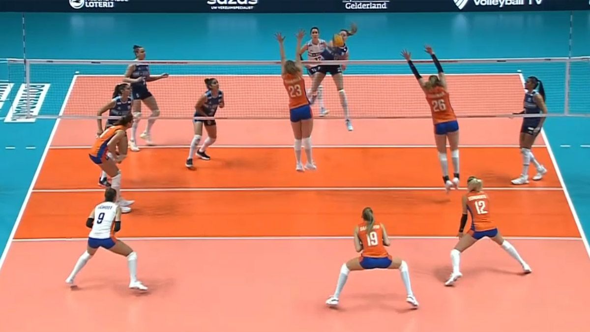 Las Panteras ganaron el primer set ante Países Bajos, pero luego fueron superadas por las anfitrionas del Mundial.