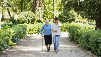 Estudio descubre por qué con la edad se vuelve más difícil caminar