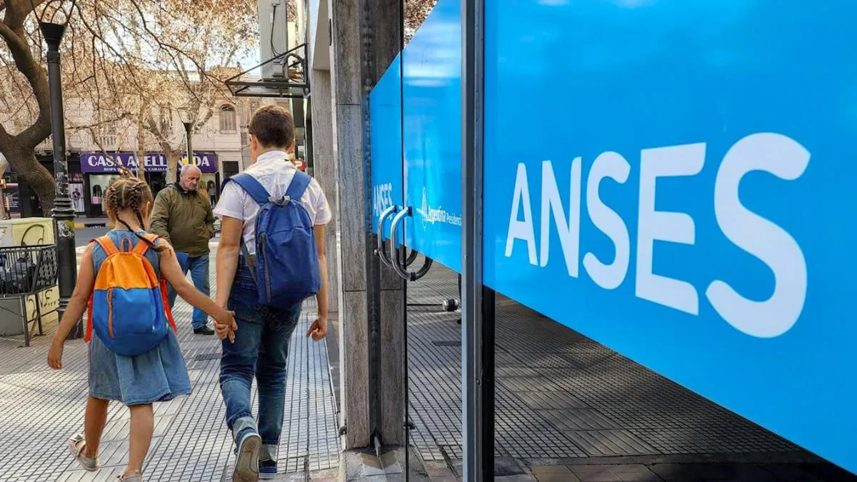 Ayuda Escolar De ANSES: Quiénes La Pueden Cobrar Con Aumento Y Las ...