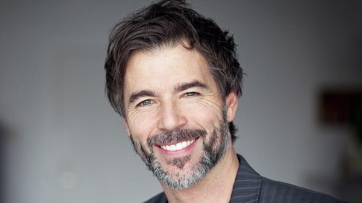 Los remedios caseros, Información de Internet y productos de fabricantes no comprobados pueden retrasar nuestro tratamiento para frenar la pérdida capilar.