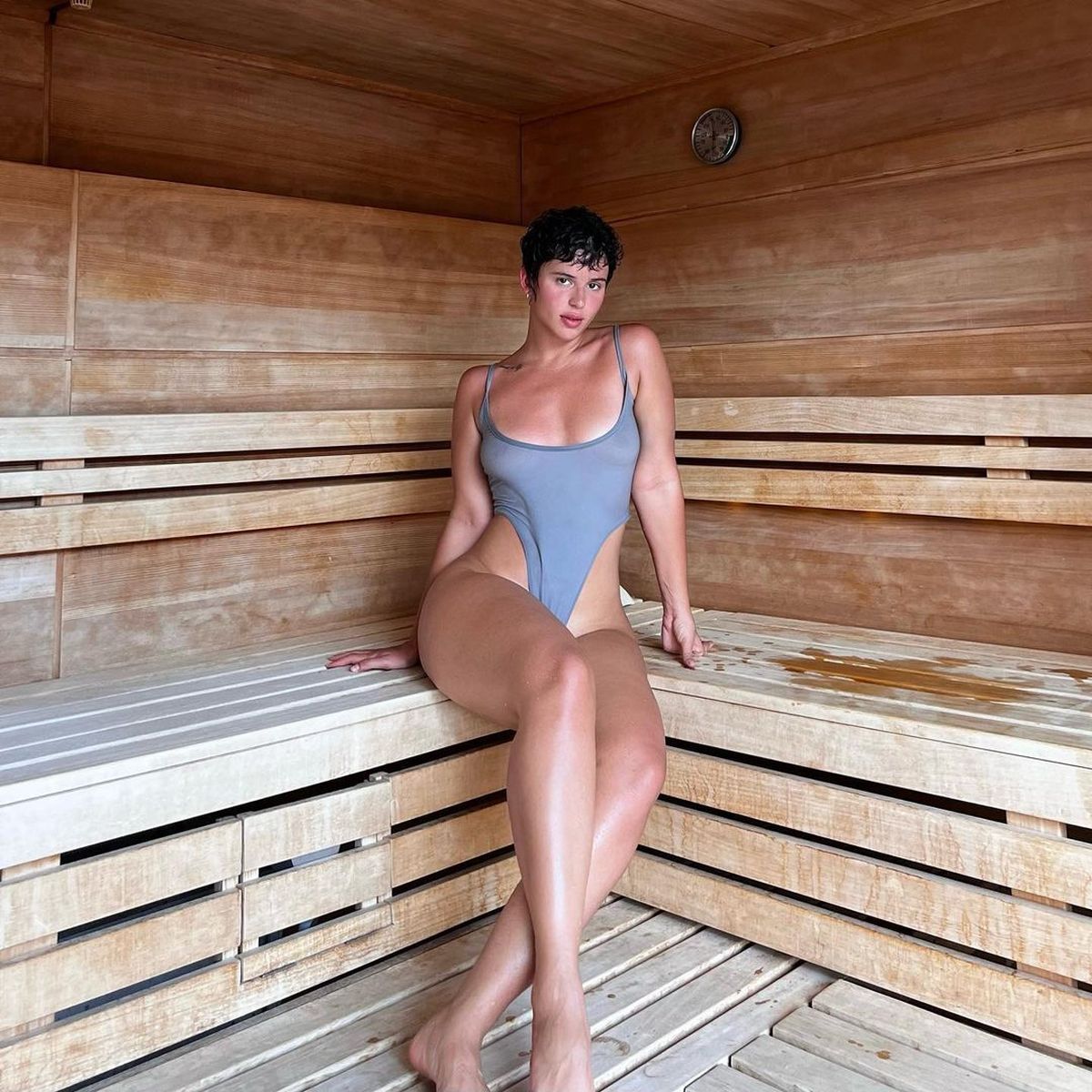 Revientan las redes con la foto viral de Nathy Peluso en body con cavado XL.