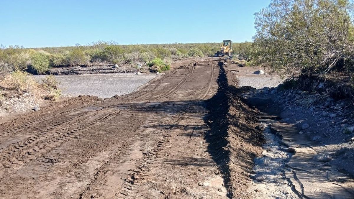 Vialidad busca despejar el camino. Vialidad busca despejar el camino.