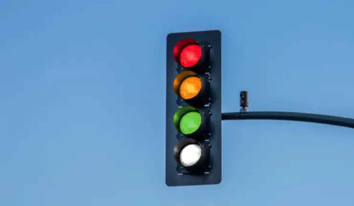 Esta nueva propuesta está lejos de ser aprobada. Esta nueva propuesta está lejos de ser aprobada.