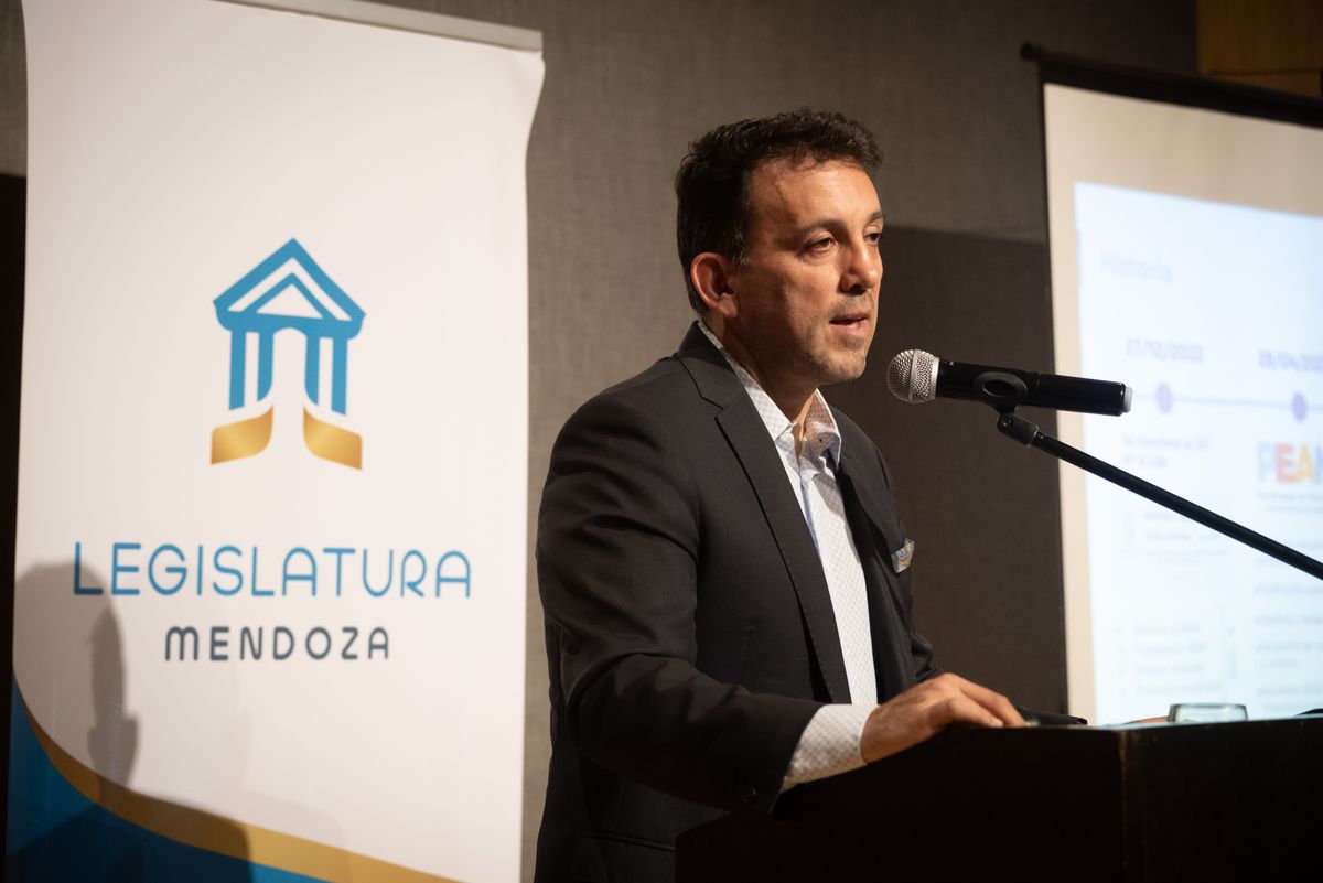 El ministo de Educación, Tadeo García Zalazar, celebró que registramos resultados muy favorables y positivos.