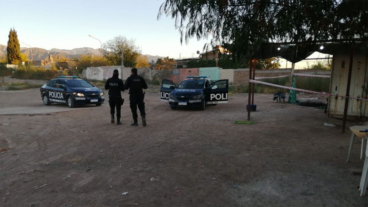Intensa búsqueda de Abigail Carniel en el barrio Jorge Newvery, de Las Heras