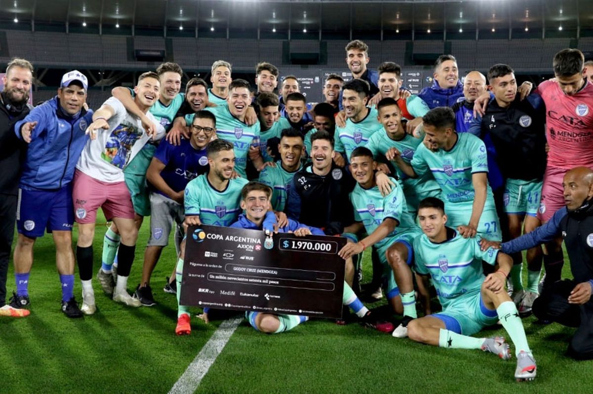 Godoy Cruz avanz&oacute; a una nueva fase de la Copa Argentina