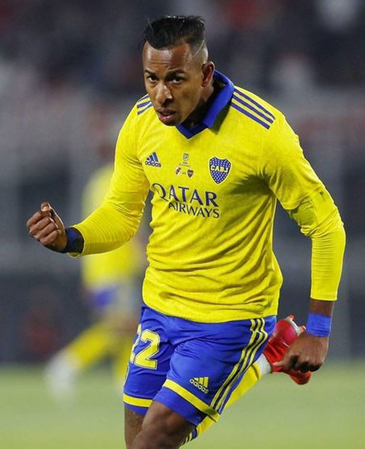 Sebastián Villa no pudo entrenarse en Boca por dar positivo de Covid