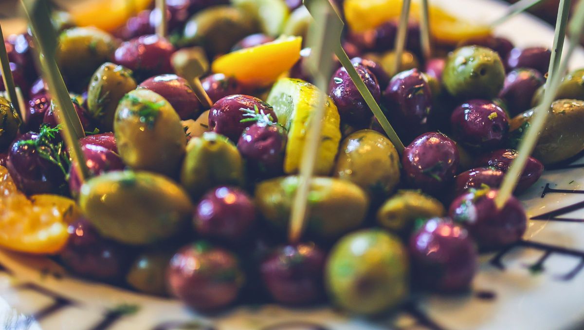 Los carozos de las aceitunas son un tesoro del reciclaje hogareño. Los carozos de las aceitunas son un tesoro del reciclaje hogareño.