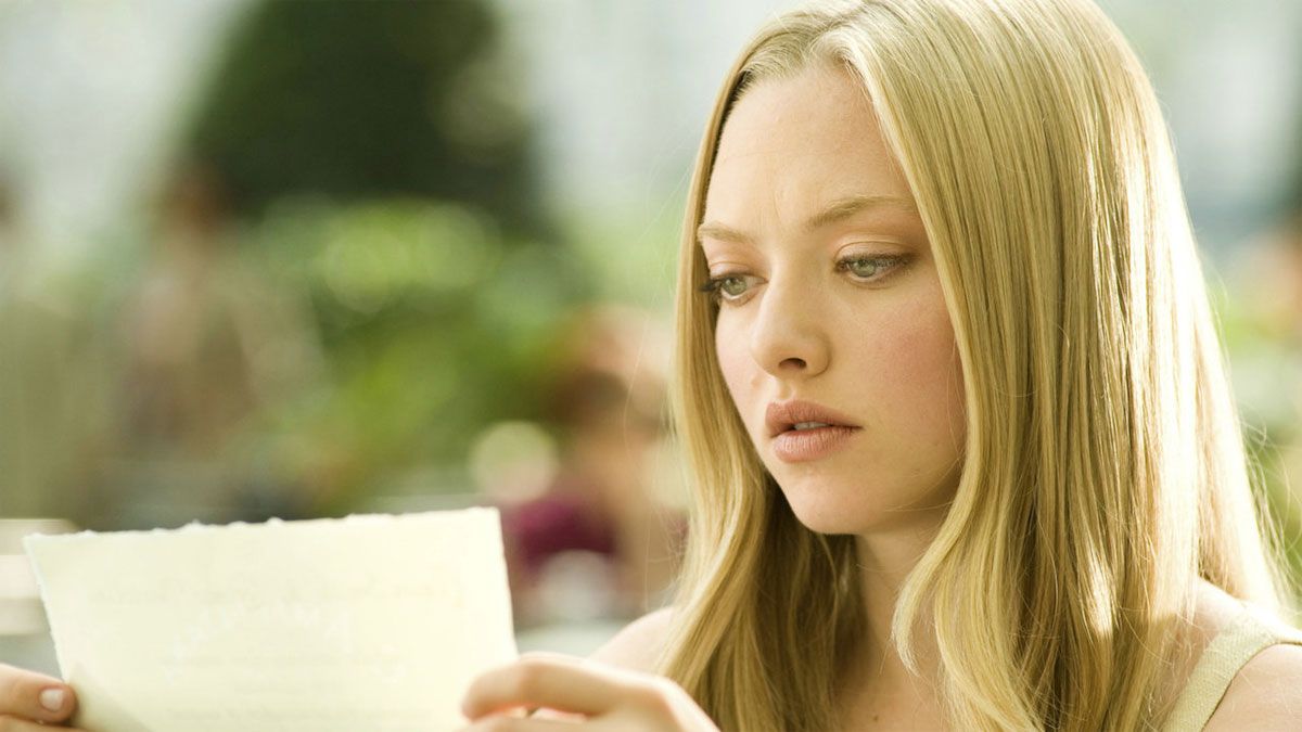 Amanda Seyfried interpreta a Shophie Hall y cautiva a todo el mundo en la película Cartas a Julieta, de Netflix.