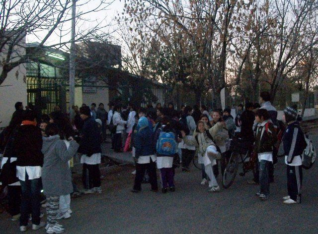 Polémica por el cierre de grados en escuelas de Alvear