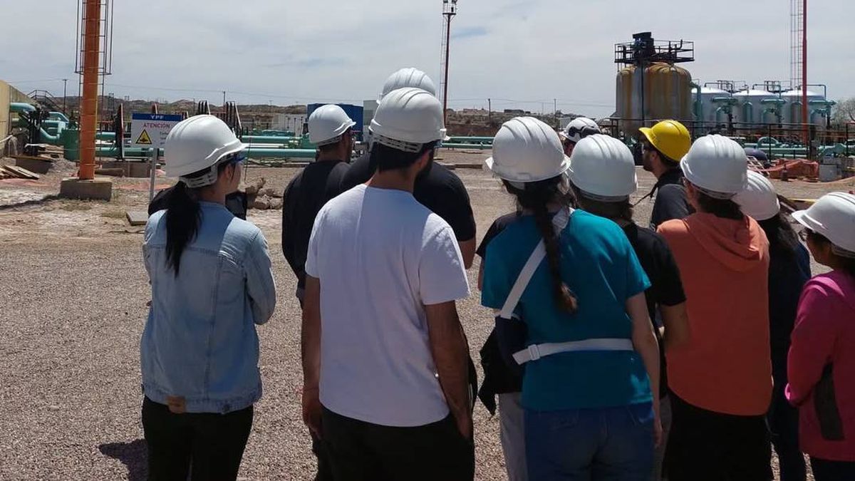 La Dirección de Hidrocarburos ya dio el aval para la segunda cesión de áreas petroleras de YPF y solo resta el ok de Fiscalía de Estado.