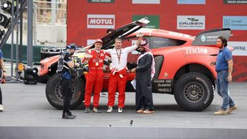 Dakar 2022: cuatro mendocinos en el top 20 de autos