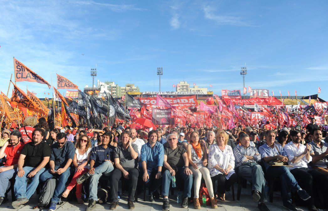 La izquierda dice que es la única oposición