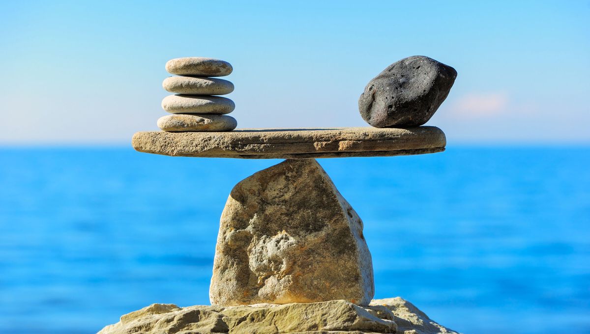 Una palabra no solo describe, nombra y comunica. Trae consigo significados y usos más allá de lo lingüístico Una palabra no solo describe, nombra y comunica. Trae consigo significados y usos más allá de lo lingüístico