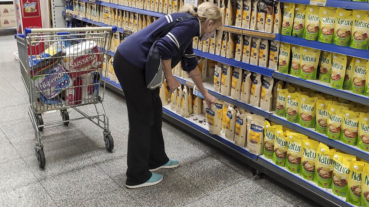 Los precios en los supermercados no paran de subir y la inflación impacta en los hogares de Mendoza.