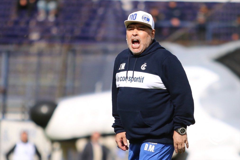 Maradona le mandó un mensaje a los hinchas de Gimnasia.