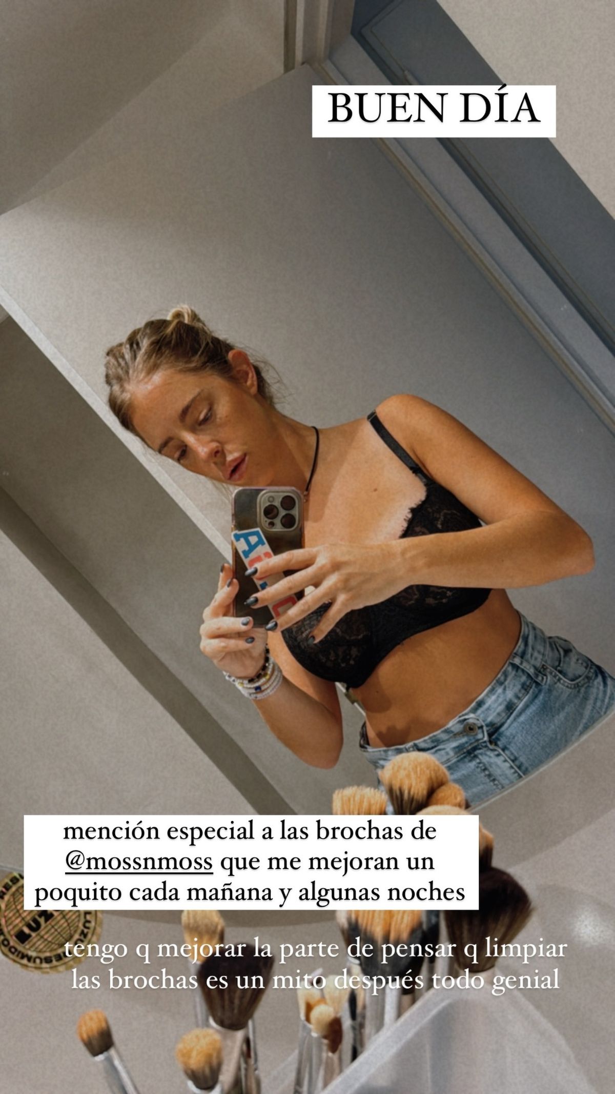 Nati Jota se suma al corpiñito a la vista y paraliza la tendencia furor: encaje, ultra transparencias y mucha piel. Nati Jota se suma al corpiñito a la vista y paraliza la tendencia furor: encaje, ultra transparencias y mucha piel.