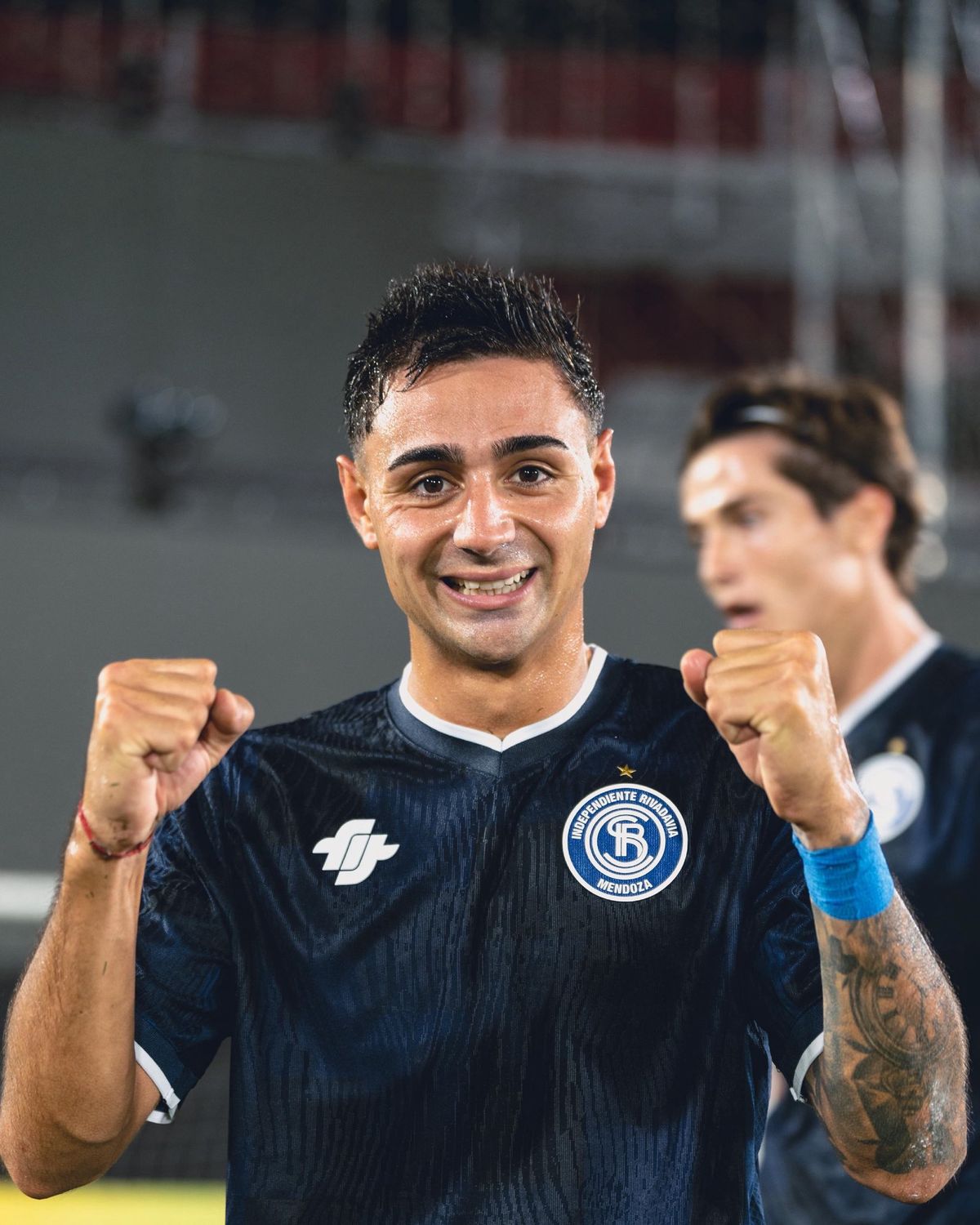 Independiente Rivadavias comparte el liderazgo con River.