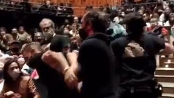 A las trompadas en medio del homenaje a Charly García