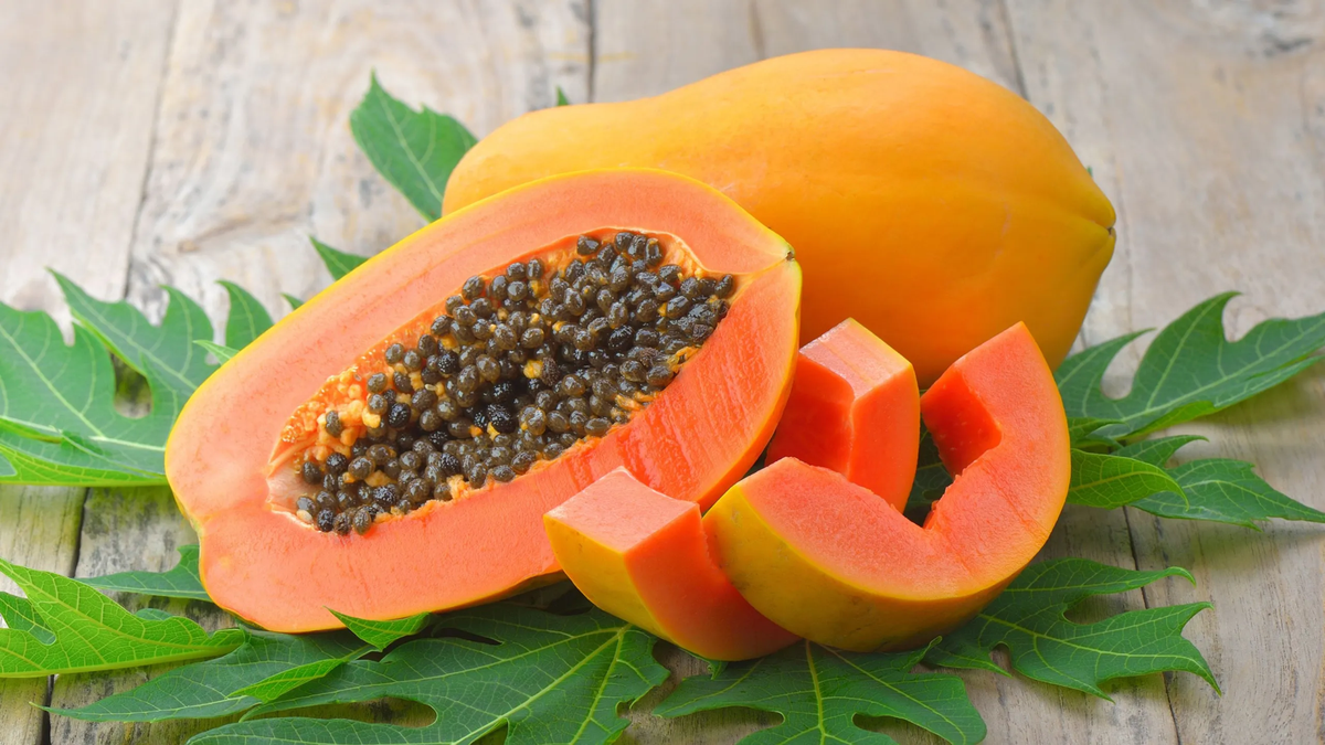 La papaya cuenta con una gran cantidad de beneficio para sus consumidores. La papaya cuenta con una gran cantidad de beneficio para sus consumidores.