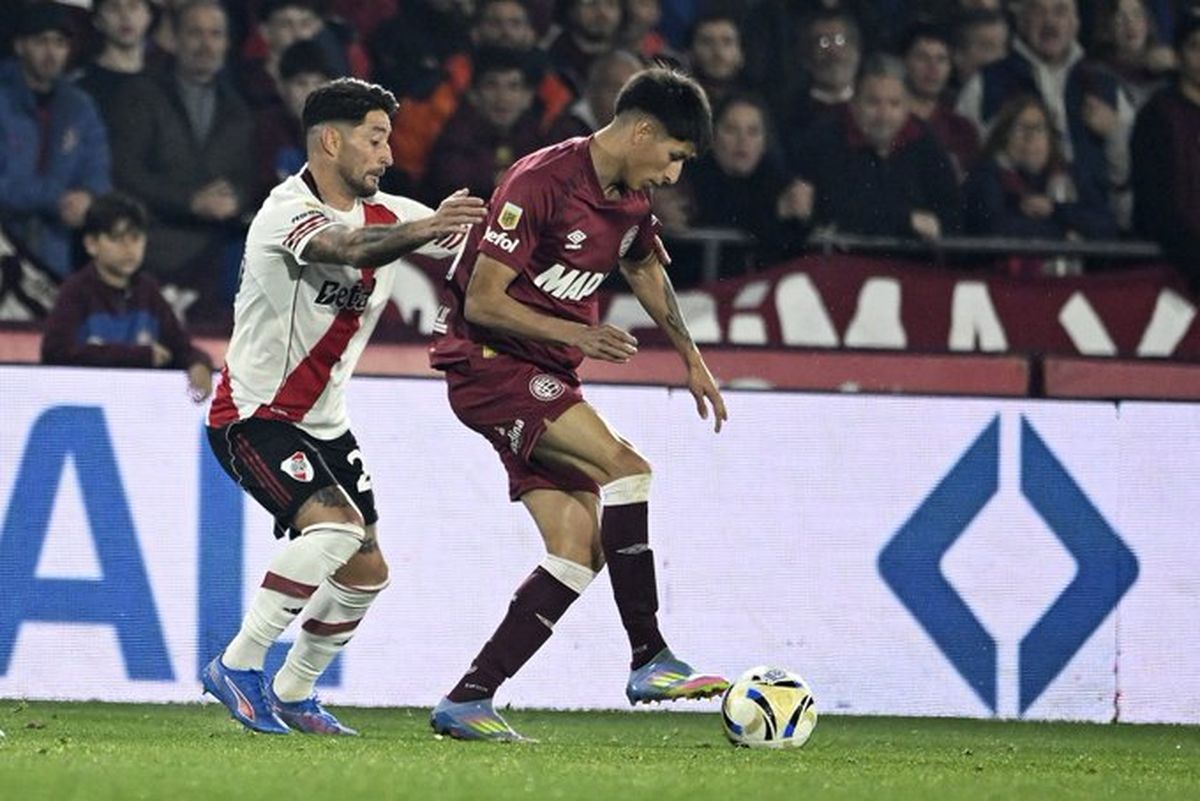 Para este partido, Marcelo Gallardo decidió alinear una mezcla entre titulares y suplentes