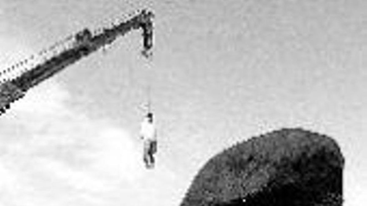 Mohammed Bijeh fue condenado a la horca y ejecutado públicamente ante una multitud que celebraba el momento