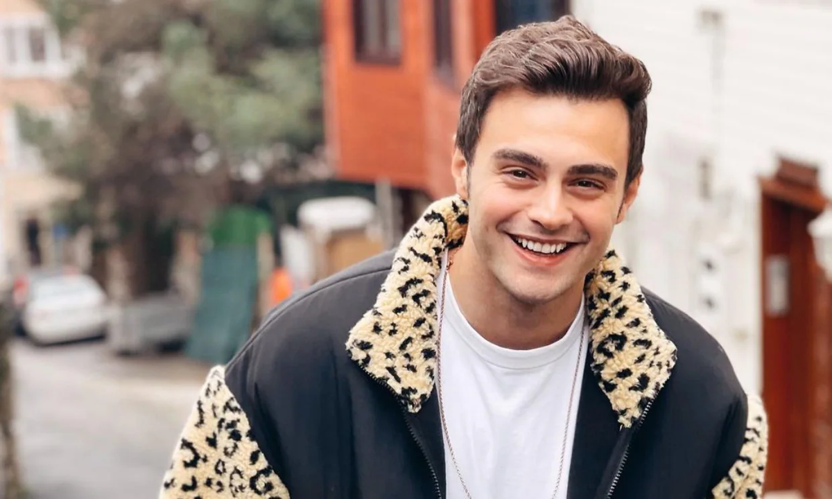 Quién es Yiit Koçak. Quién es Yiit Koçak.