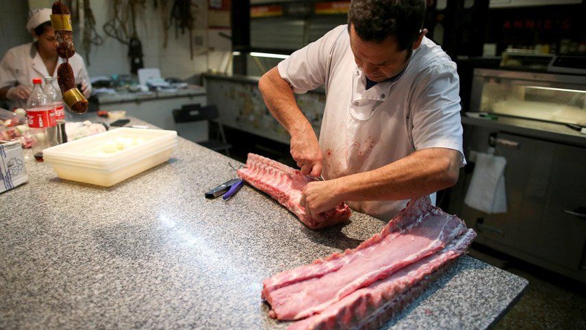 La carne, el cerdo y el pollo acumulan subas de hasta el 40%