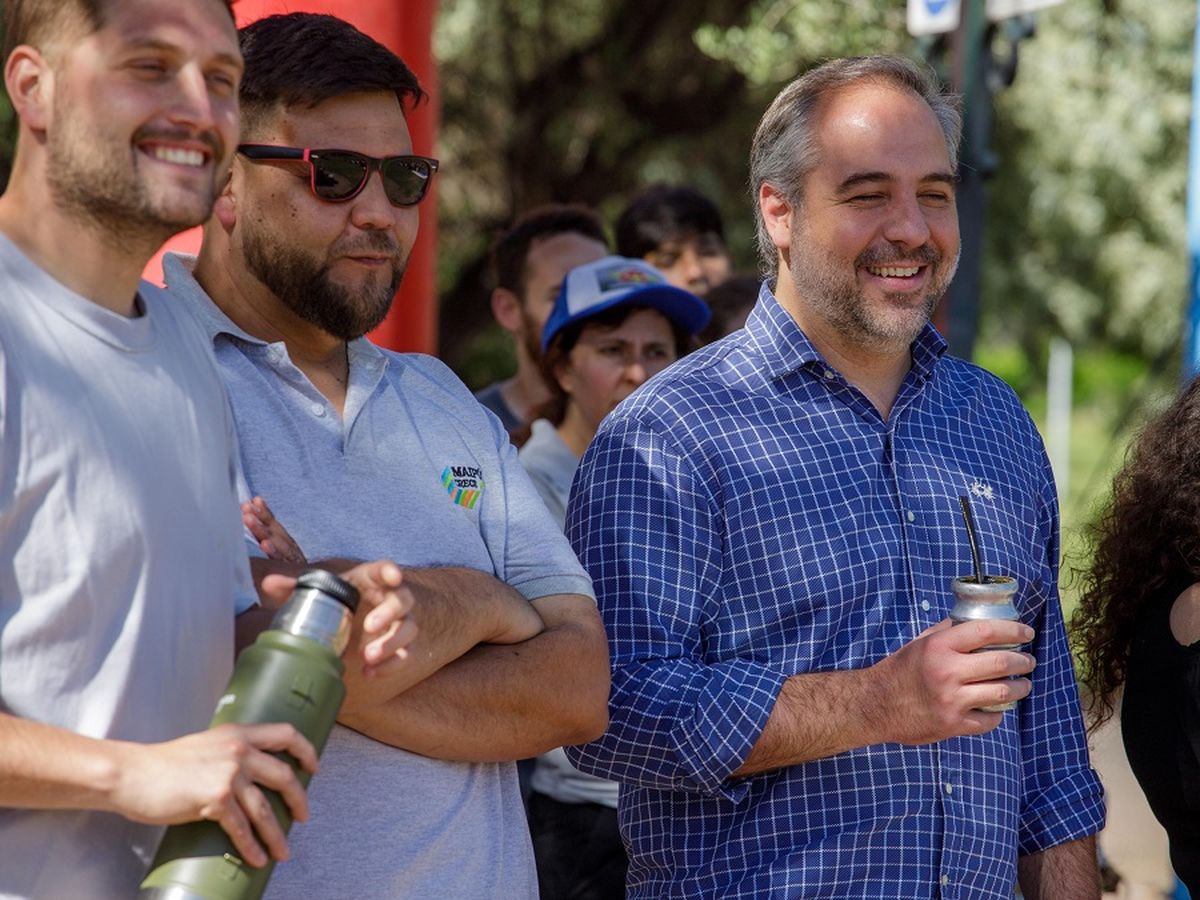 El intendente municipal, Matías Stevanato destacó la importancia de generar un espacio amigable tanto con el ambiente como con las mascotas. El intendente municipal, Matías Stevanato destacó la importancia de generar un espacio amigable tanto con el ambiente como con las mascotas.
