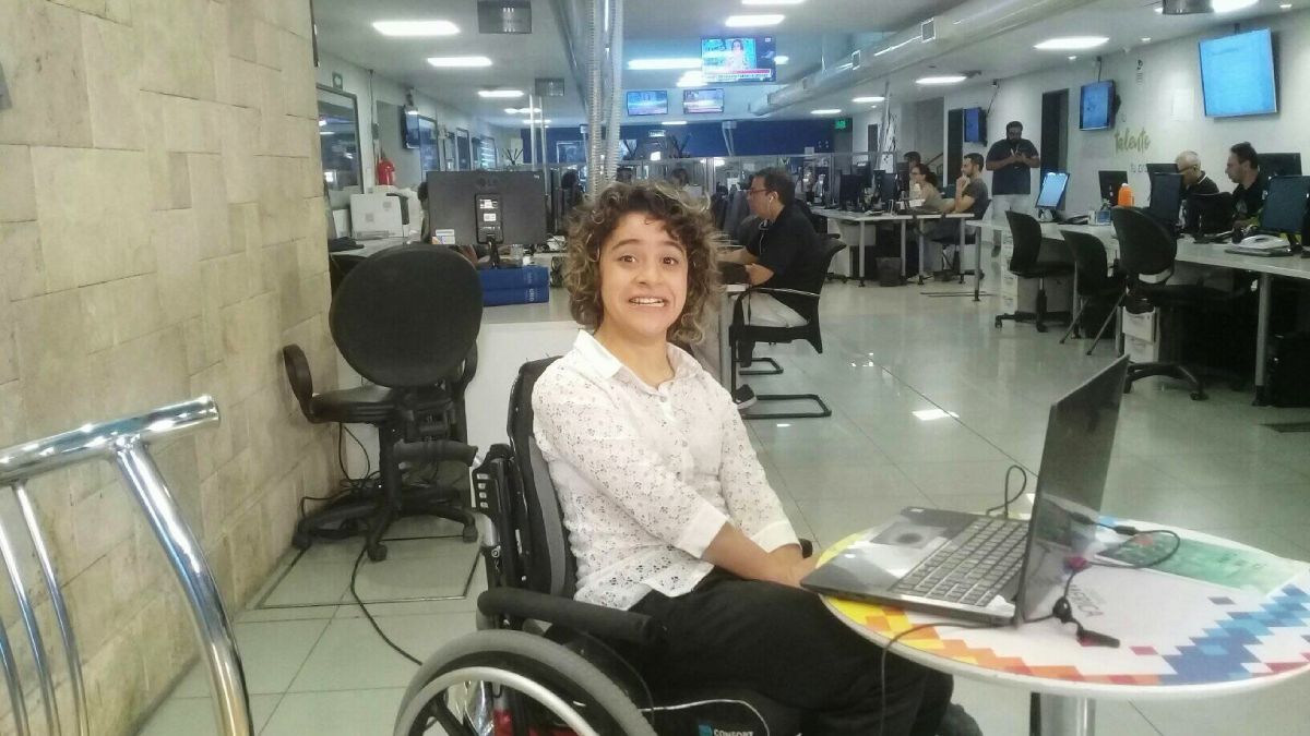 Ana Clara Gómez: rompió barreras y ya es Comunicadora Social