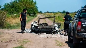 Triple crimen en Rosario: quemó el auto de las víctimas ya que se 