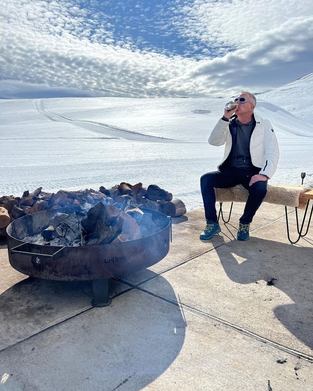 Enamorado de Mendoza. Marley en el centro de esquí El Azufre, un lugar que promete convertirse en polo turístico internacional. Enamorado de Mendoza. Marley en el centro de esquí El Azufre, un lugar que promete convertirse en polo turístico internacional.