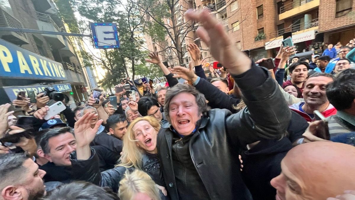 Milei durante una de sus giras. Foto: @JMilei Milei durante una de sus giras. Foto: @JMilei
