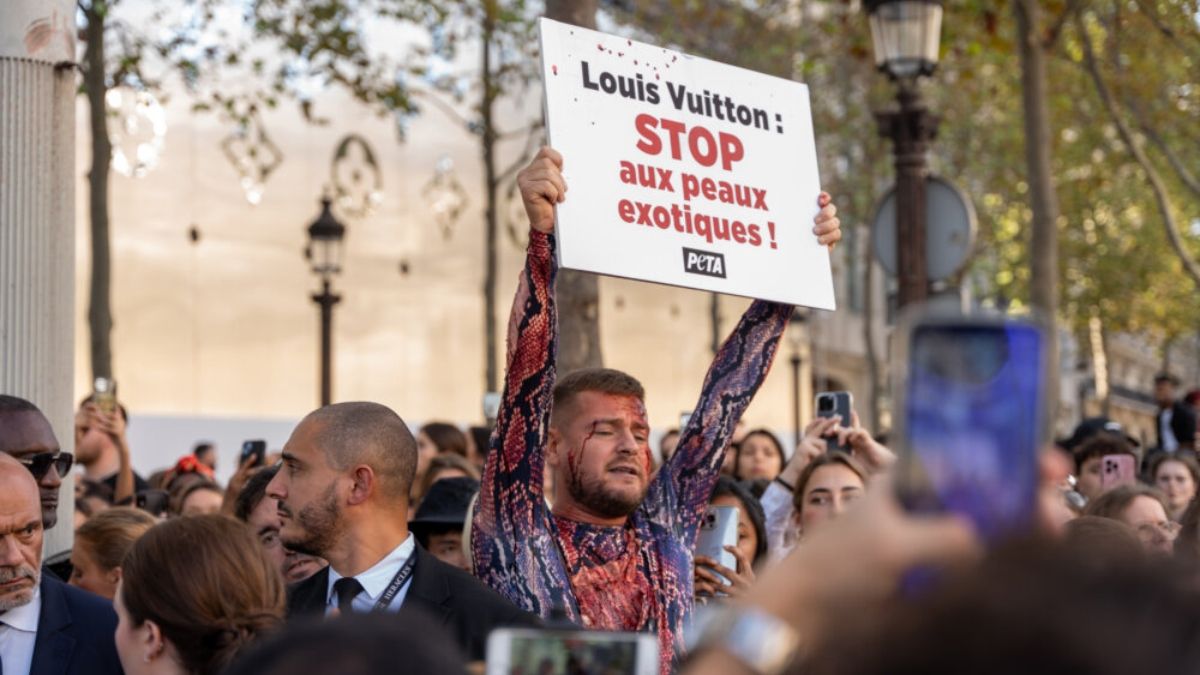 En la Semana de la moda de Paris se presentaron prendas con tejidos sustentables.