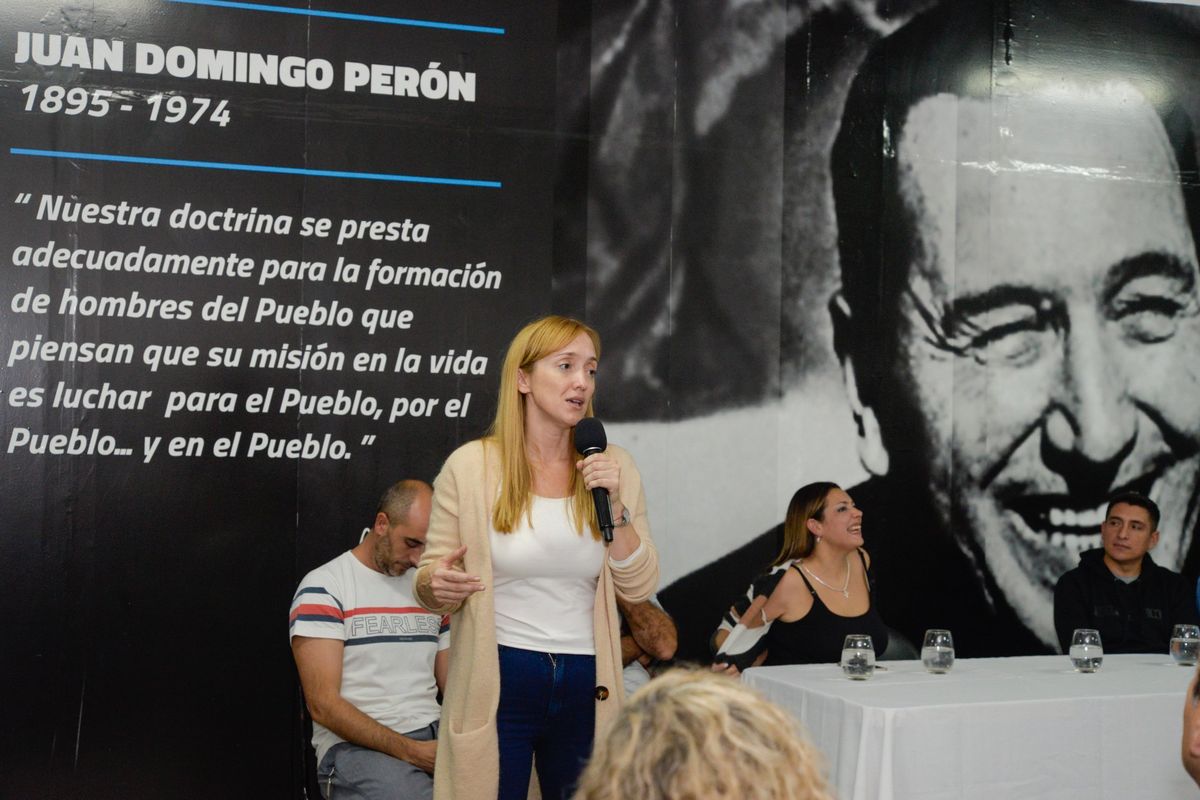 Anabel Fernández Sagati es una de las firmantes del documento que repudió declaraciones de José Luis Epsert.