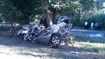 Dos muertos tras un violento accidente vial en la mañana de Navidad Dos muertos tras un violento accidente vial en la mañana de Navidad