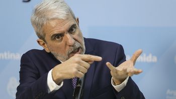 Aníbal Fernández acusó a Elisa Carrió de integrar la Mesa Judicial