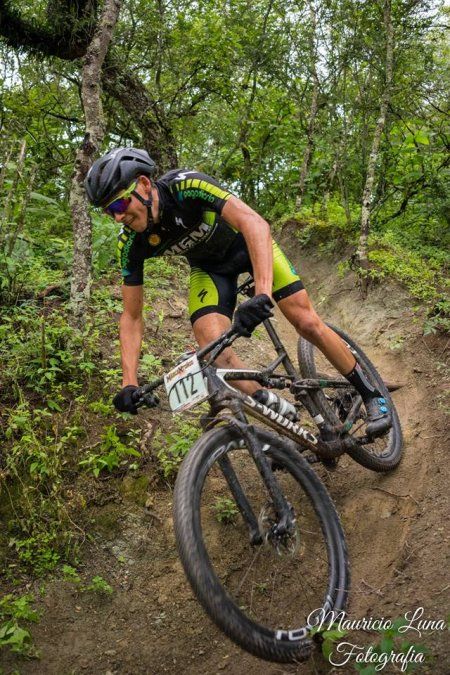 Destacada actuación de Martín Gallardo en el Abierto Argentino de mountain bike