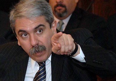 Aníbal Fernández: si Argentina llevara armas y drogas a EE.UU. el castigo sería Guantánamo