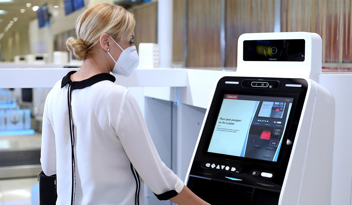 Emirates ofrece puestos de trabajo de 2.660 dólares promedio